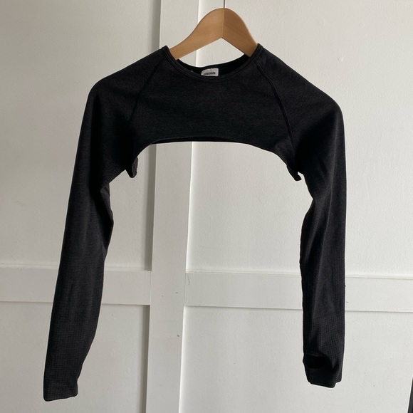 SOLD - Gymshark Vital Seamless Shrug/Cover - Picture 4 of 6